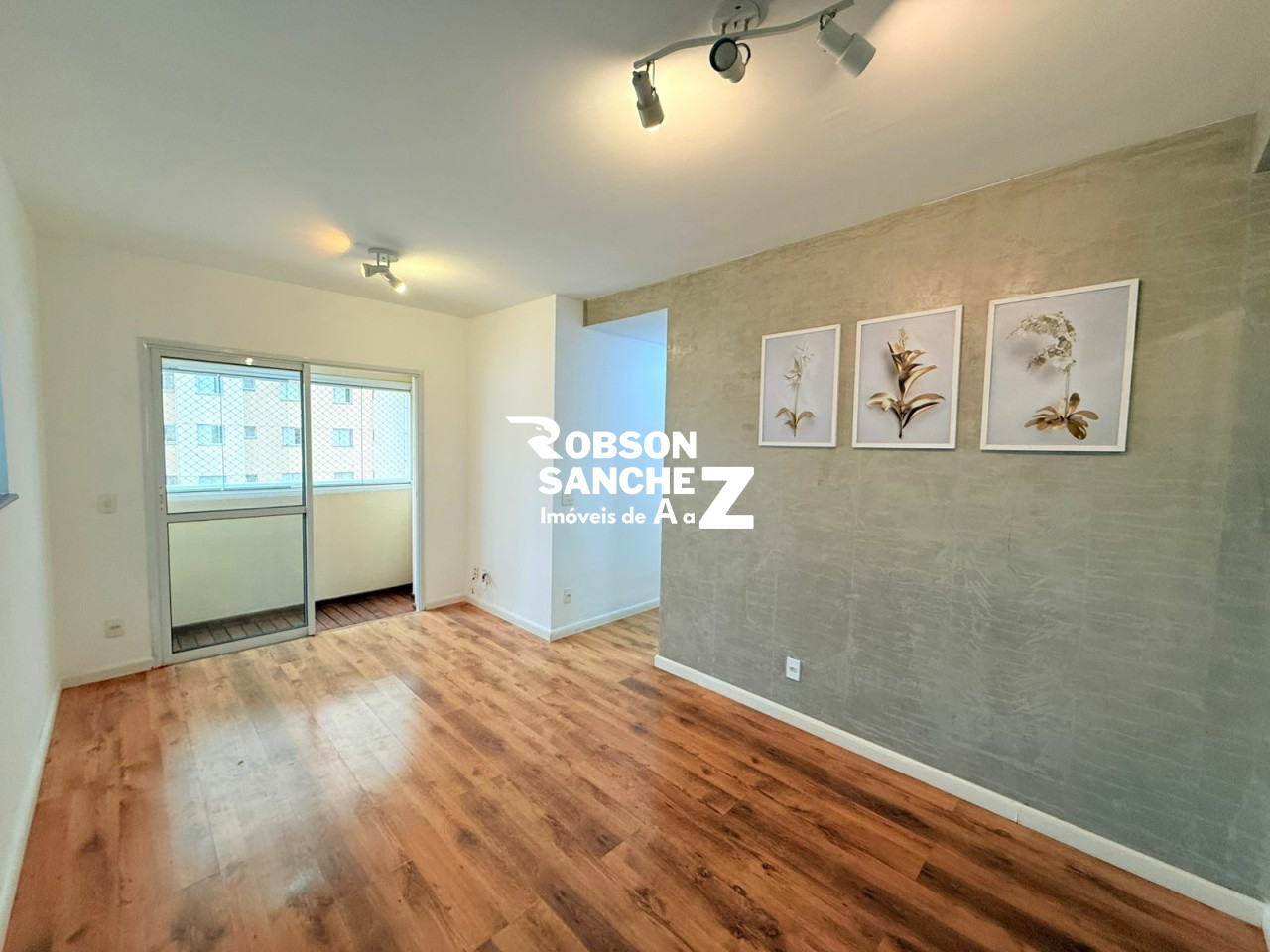 EXCELENTE OPORTUNIDADE NO CONDOMINIO TERRARA - ANDAR ALTO - 2 DORMS - 1SUÍTE - 1 VAGA