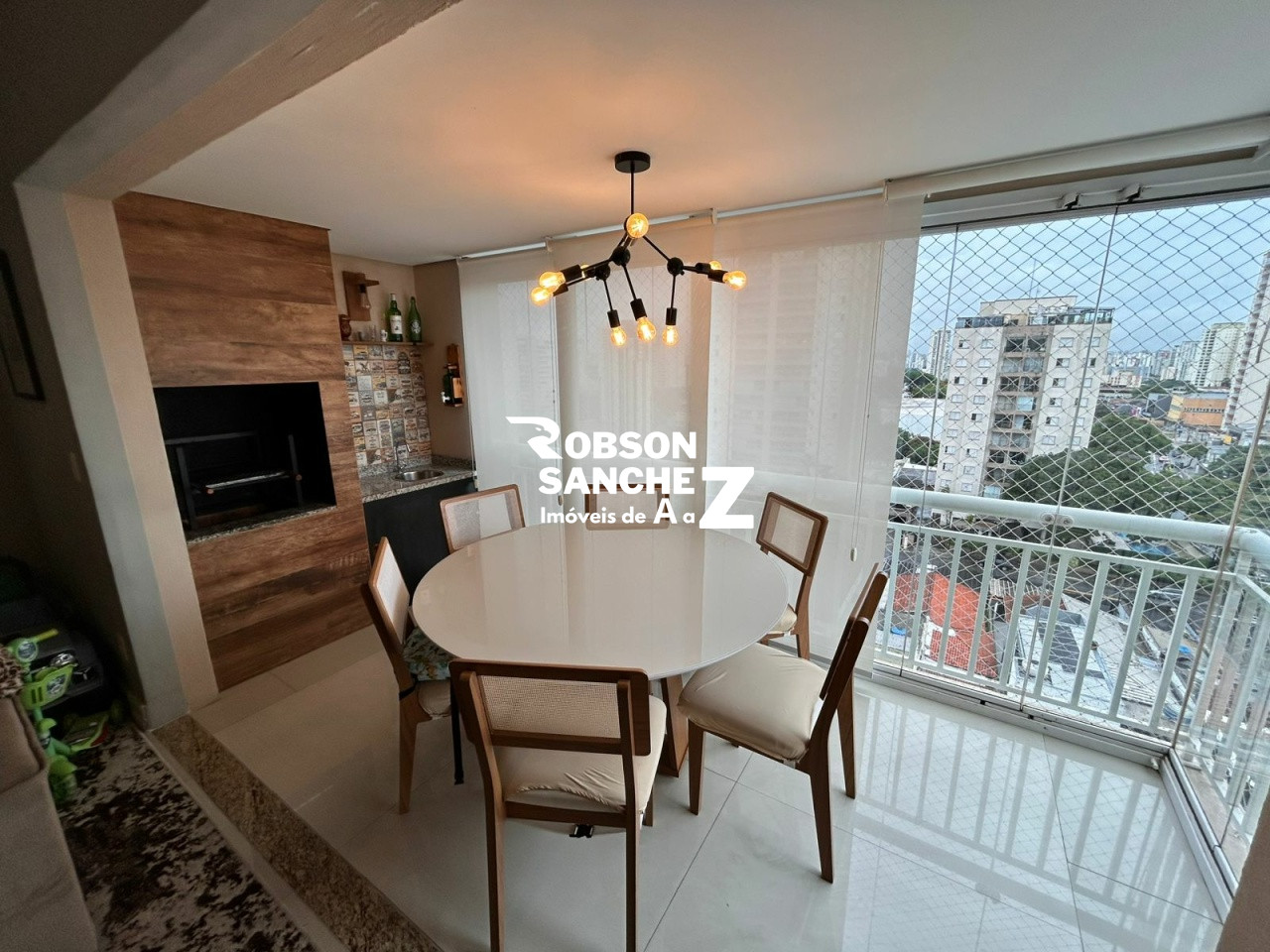 Apartamento a venda na Vila Mascote com 90m², 3 quartos, 1 suíte e 2 vagas.