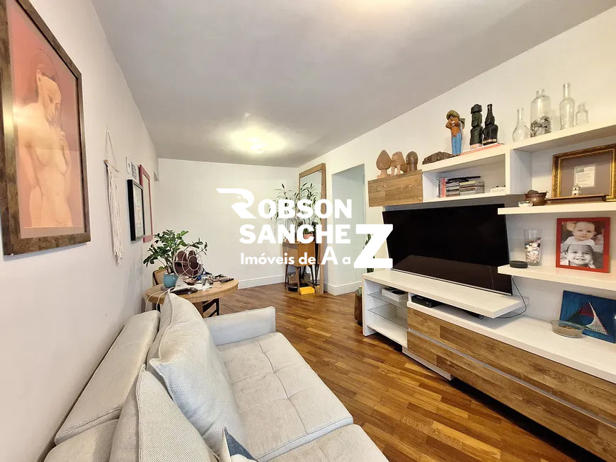 Apartamento a venda ,3 Quartos sendo 1 suíte, 2 banheiros e 2 Vagas na Garagem