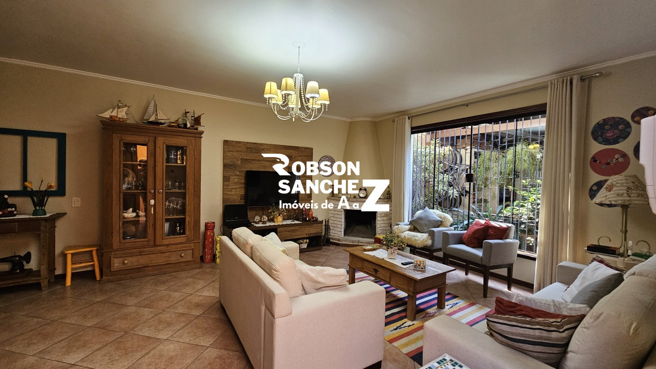 Sobrado com 3 dormitorios, sendo 1 suíte à venda no jardim Prudencia.