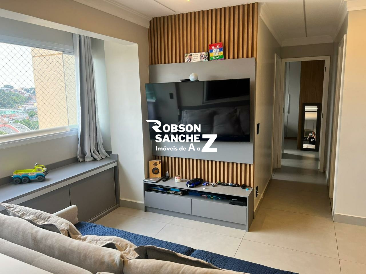 EXCELENTE OPORTUNIDADE NO CONDOMINIO TERRARA - ANDAR ALTO - 2 DORMS - 1SUÍTE - 1 VAGA