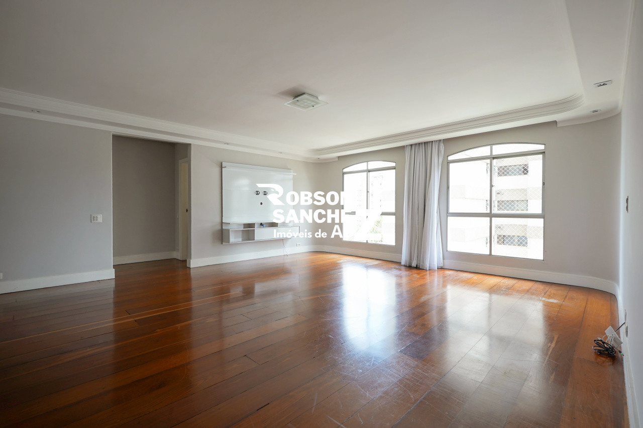 Apartamento a venda no Jardim Marajoara de 167 m2, 4 dorm, 1 suite, 2 vagas na Rua Sócrates